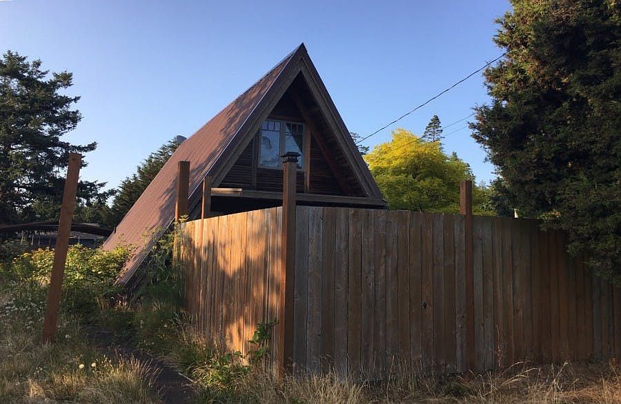 1st image of 3458 Ruth Rd