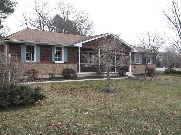 2nd image of 2501 Kingman Dr