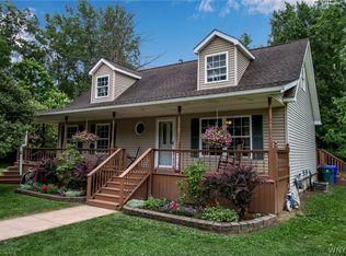 6298 Dale Rd, Newfane, NY 14108