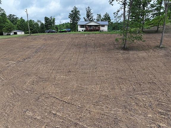 2nd image of 650 Sweeneysburg Rd