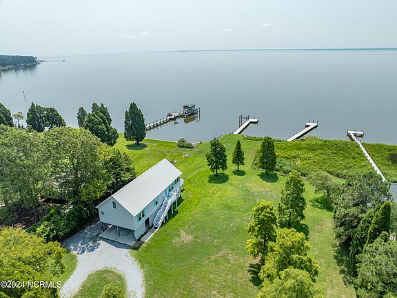 2nd image of 869 Wide Waters Drive