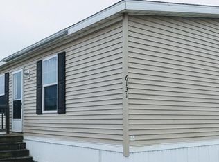 6131 Heathwood W, White Lake, MI