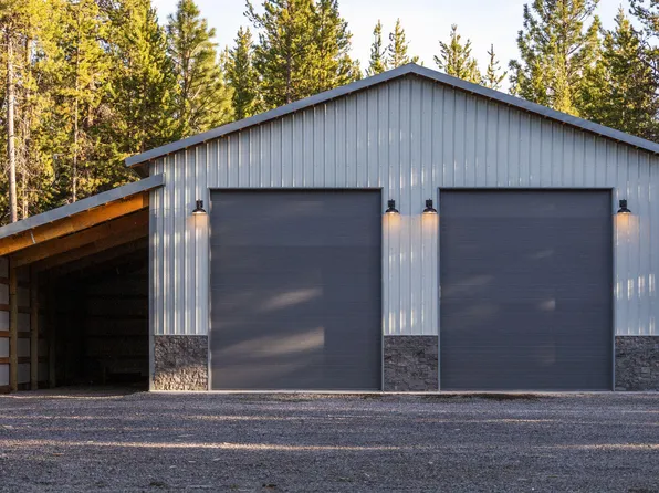 17041 Norwalk Rd, Bend, OR 97707