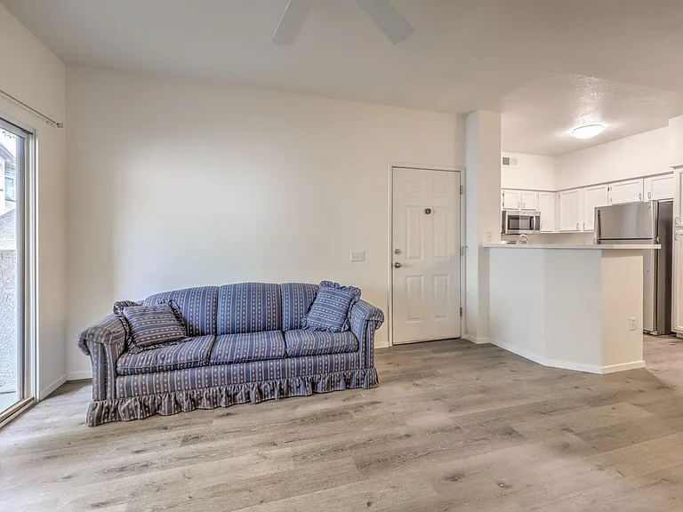 5415 W Harmon Ave #1038 — Photo 5