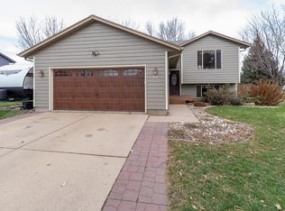 200 W Charish St, Tea, SD 57064