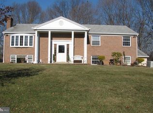 3602 Sipler Ln, Huntingdon Valley, PA 19006