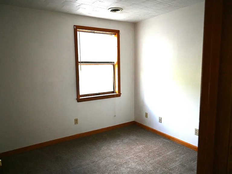 437 Louise Ave #437 — Photo 6