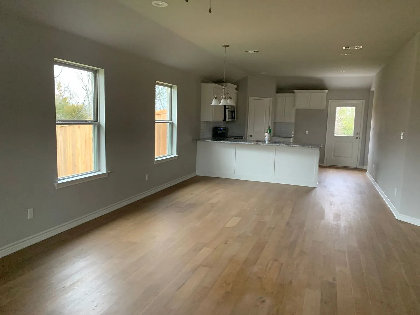 Cozy House in Sherman for Rent — Photo 2