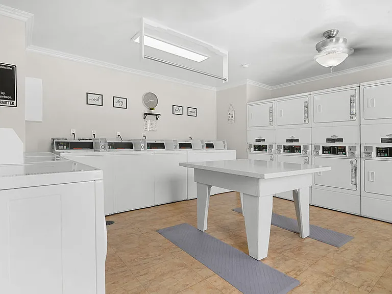 Stonebridge Apartments — Photo 14