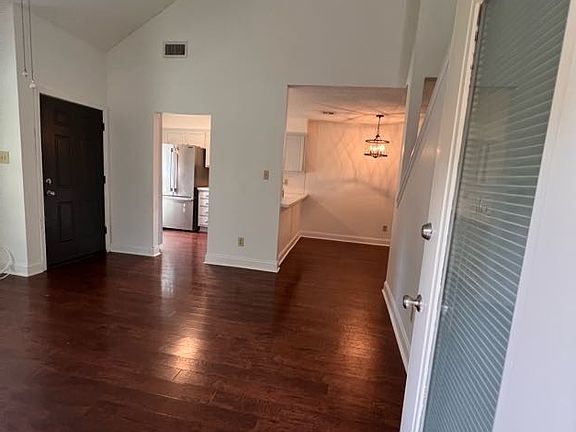 5th image of 205 Long Plantation Blvd APT E