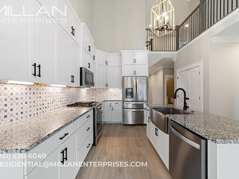 1088 Veridian Dr #B — Photo 11