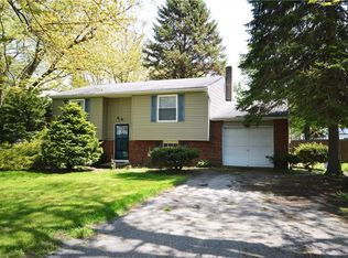 1657 Travers Rd, Madison, OH 44057