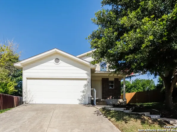 14239 Rosy Finch, San Antonio, TX 78233