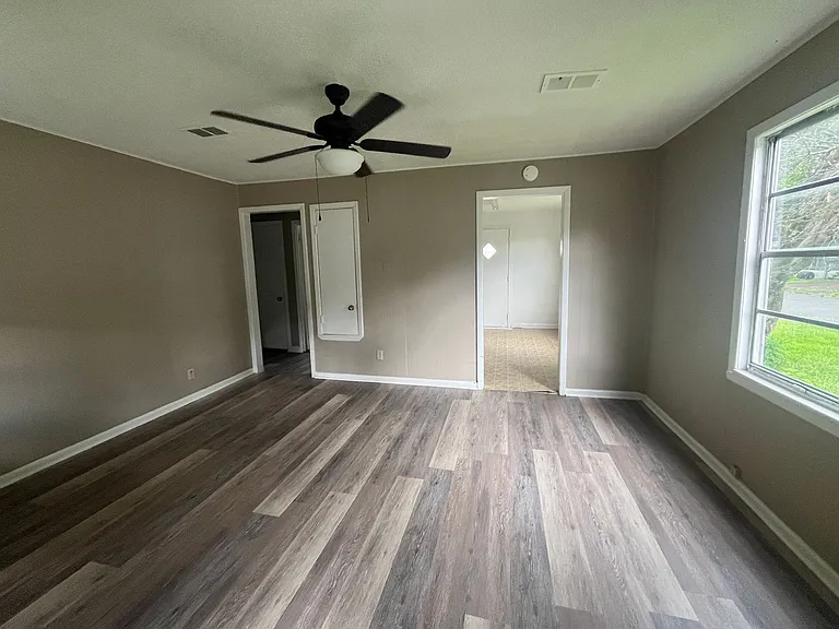 117 Union St — Photo 2