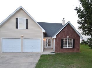 645 Rayella Dr, Stockbridge, GA 30281