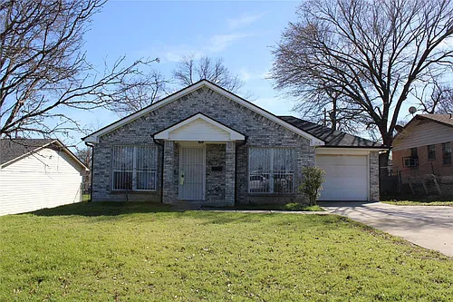 1706 Caravan Trl Photo 1