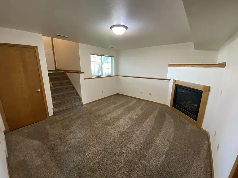 5719 Lake Edge Rd — Photo 7