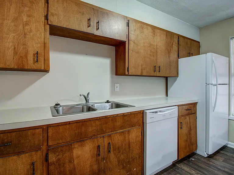 Arroyo Apartments — Photo 7