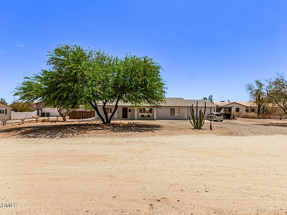 2nd image of 19701 W PASADENA Avenue