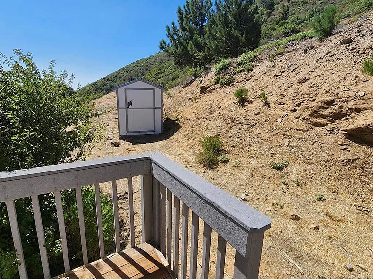 461 Manzanita Dr — Photo 6