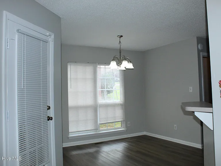 2514 Winterville Dr — Photo 15