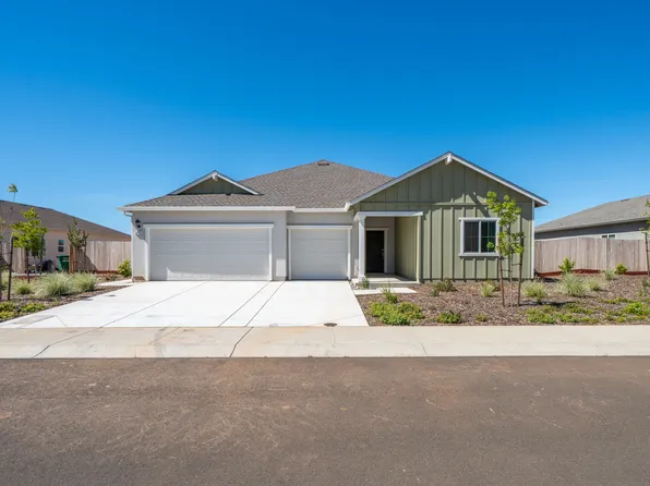 5456 Petal Pl, Redding, CA 96002