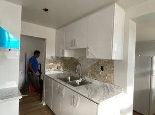 74 Rabbit Ln UNIT 1, Toronto, ON M9B 5S9