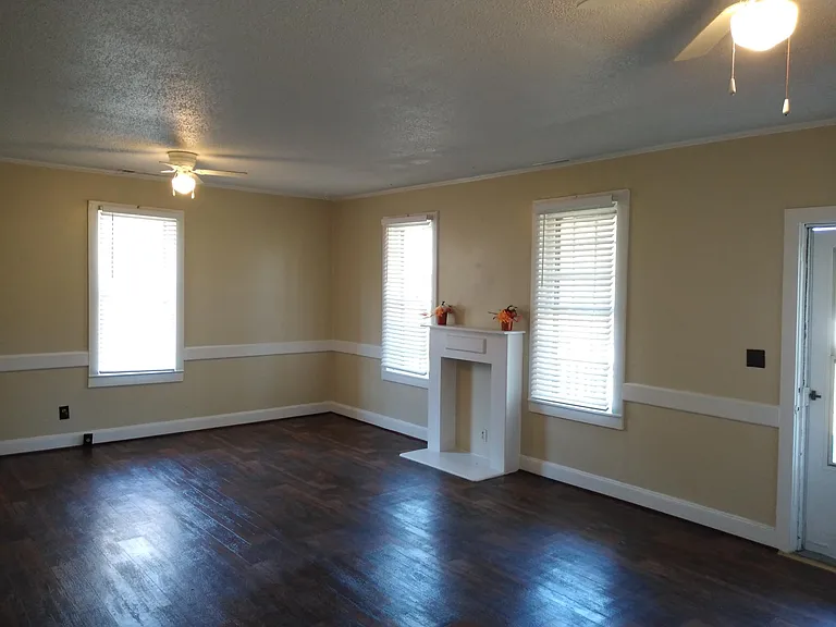 13893 Highway 9 — Photo 10