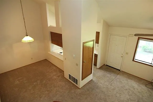 802 Carmen Dr #B — Photo 6