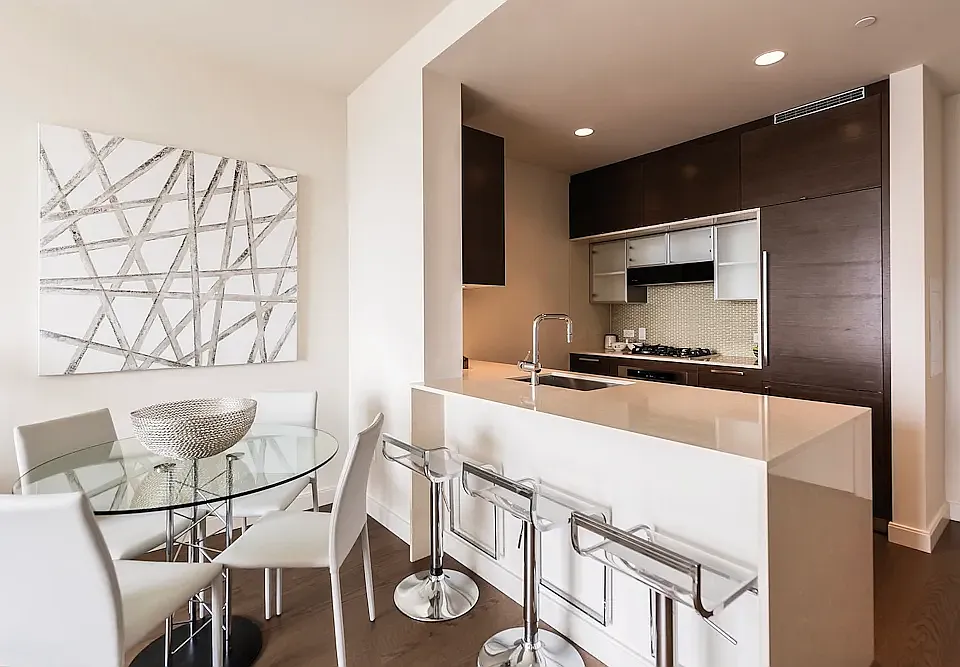 100 W 31st St #40G