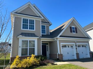 27 Flagstone Ct, Freehold, NJ 07728
