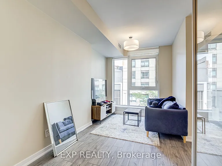 199 Richmond St W #303 — Photo 17
