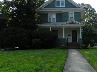 188 Windsor Ave, Rockville Centre, NY 11570