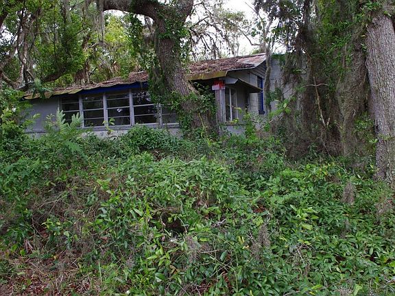 Cement bungalow with tin roof