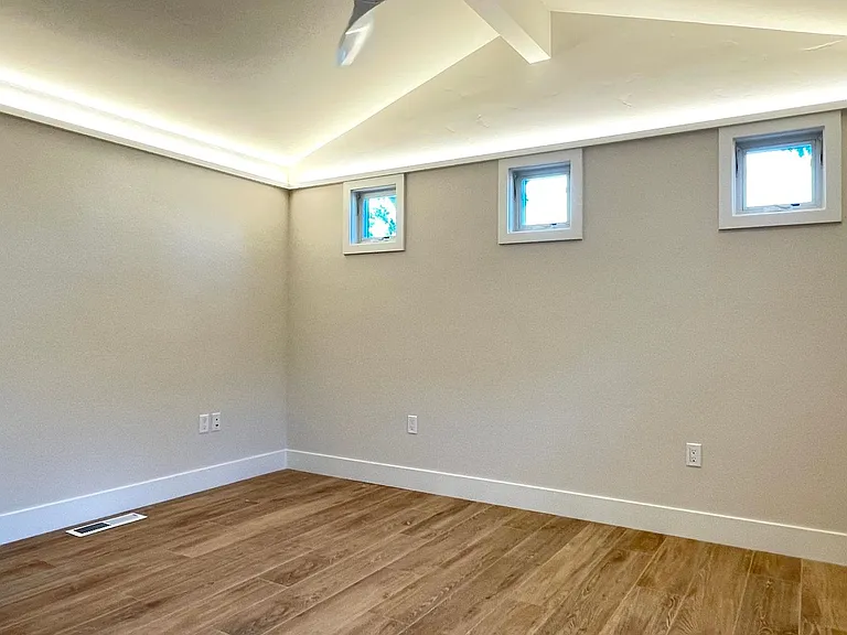 816 Selkirk Pl — Photo 17
