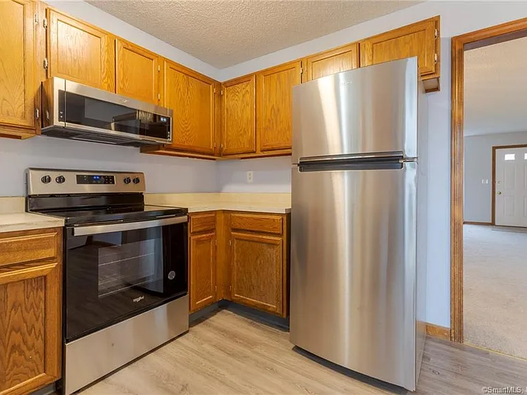 22 Windwood Dr #22 — Photo 8