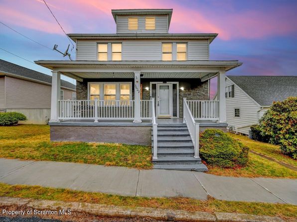 3622 Lawrence Ave, Moosic, PA 18507