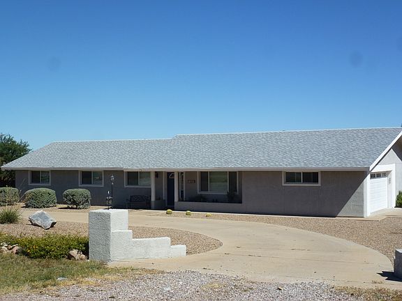 2nd image of 5519 S Laguna Ave