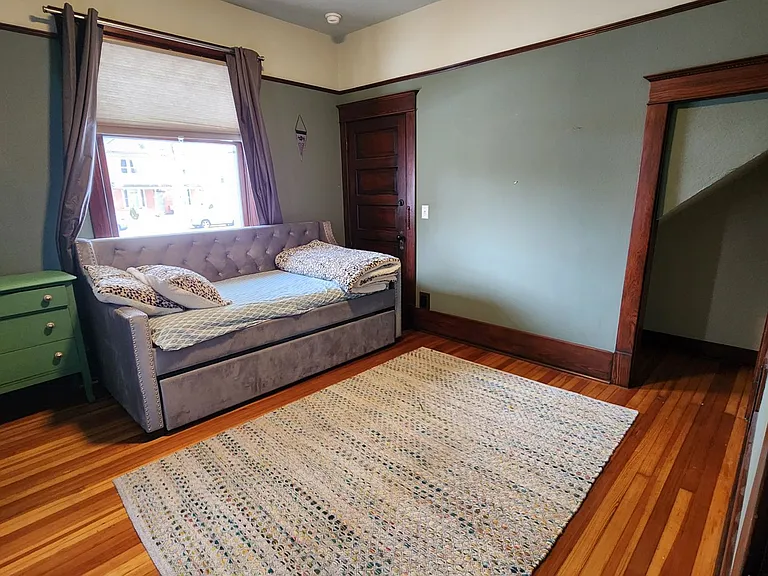 719 Remington St — Photo 100