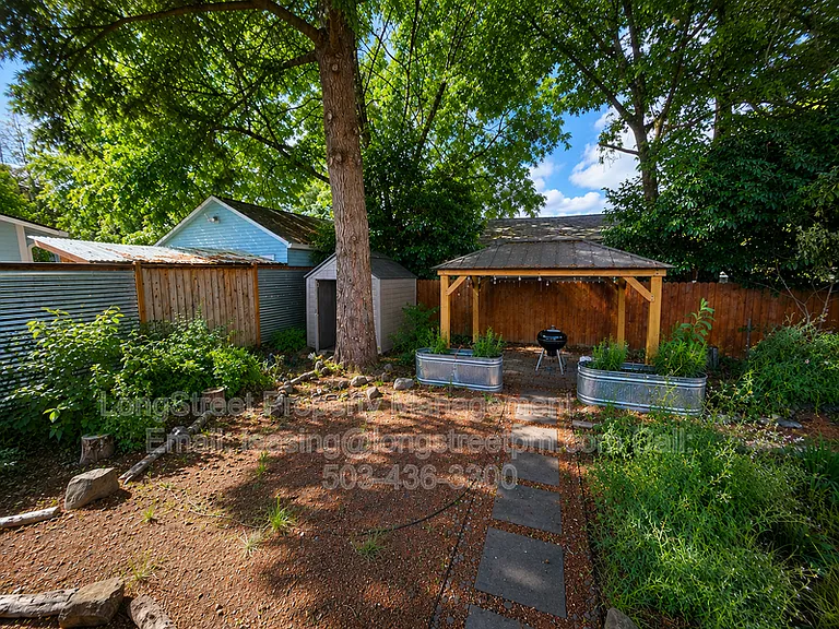 7935 SE Bybee Blvd — Photo 8