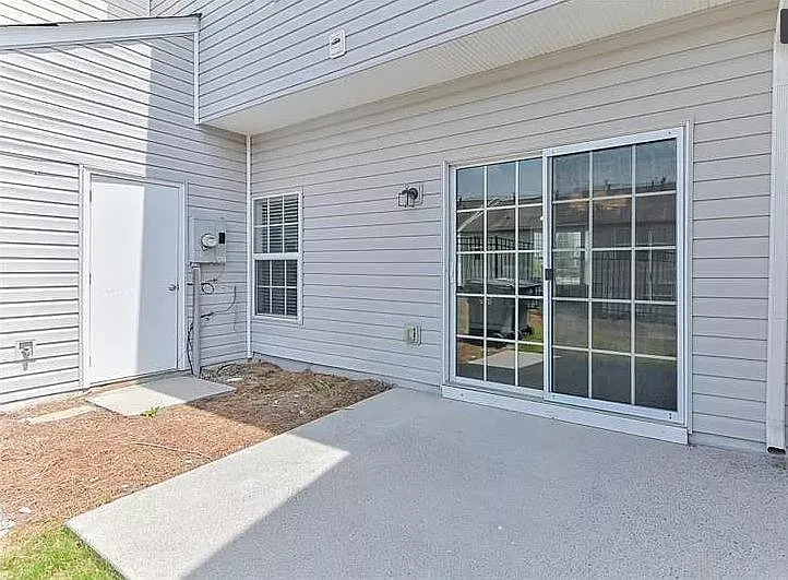 1064 Prestwyck Ct — Photo 12