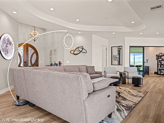 5th image of 1464 Sanctuary Rdg