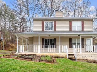 137 Rocking Porch Rdg, Asheville, NC 28805