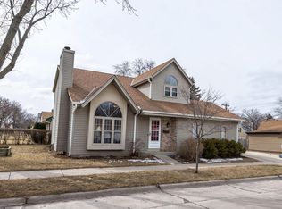 9505 W Townsend St, Milwaukee, WI 53222