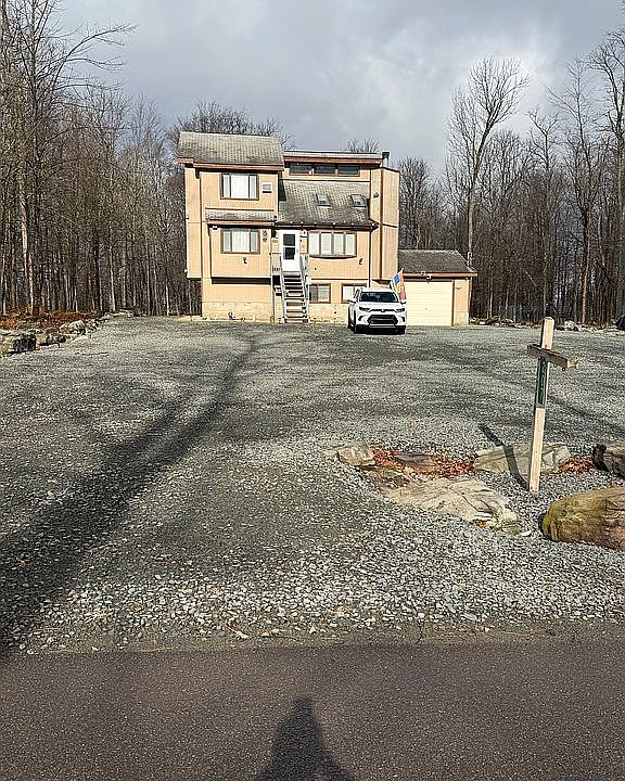 1st image of 4248 Chestnut Hill Dr
