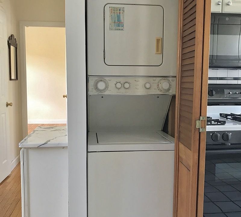 1st image of 2168 35th St APT 4B