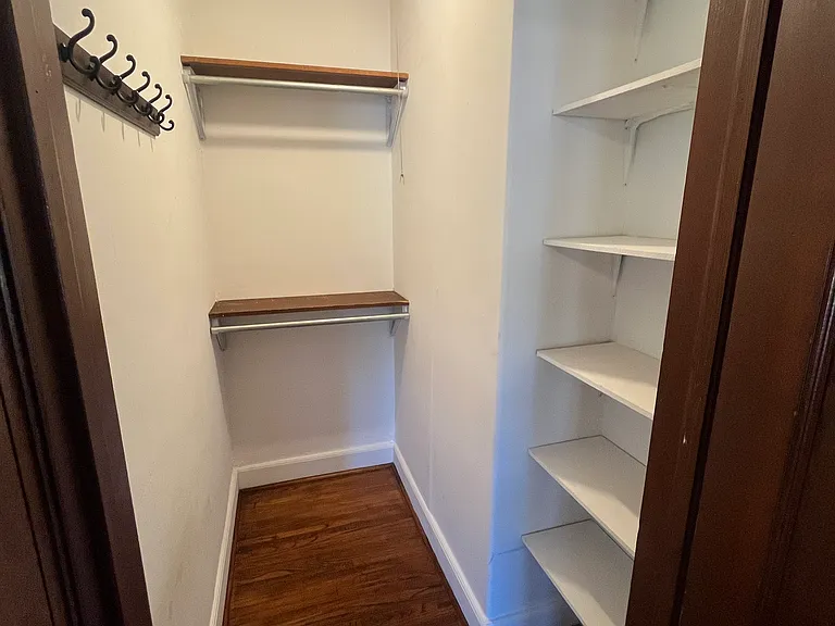3915 Longview Ln #3921 — Photo 10