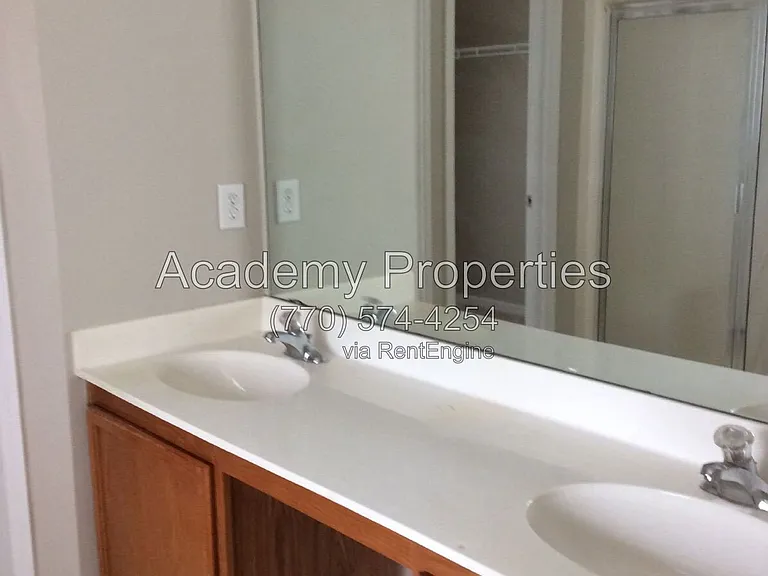 334 Summit View Dr — Photo 5