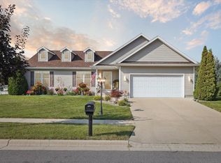 336 E Lake View Dr, Whitewater, WI 53190