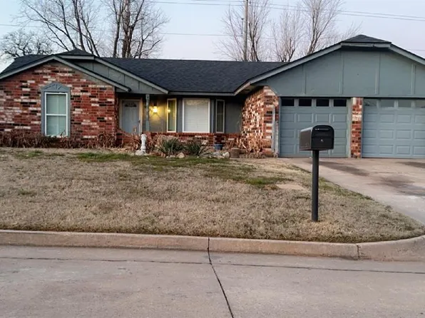 9709 Willow Wind Dr, Midwest City, OK 73130